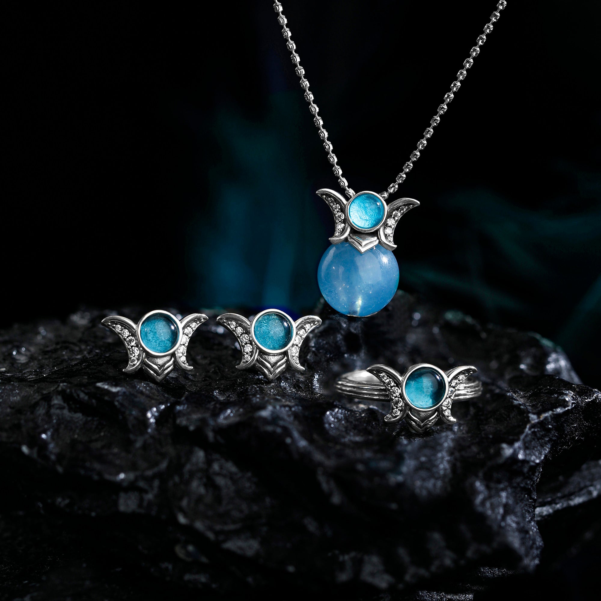 Moon Crown Pendant
